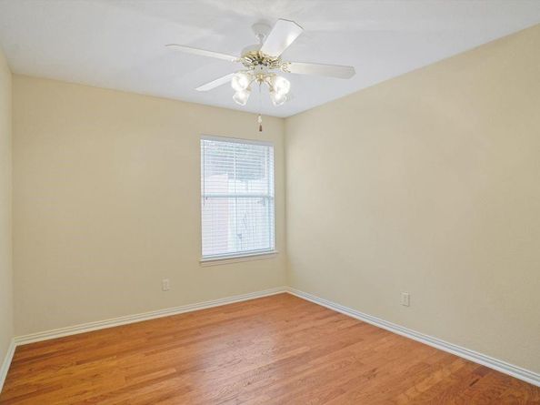 2204  Woods Edge Court , Corinth Texas 76210