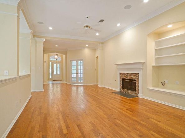 2204  Woods Edge Court , Corinth Texas 76210