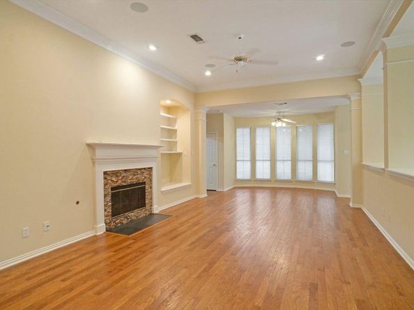 2204  Woods Edge Court , Corinth Texas 76210