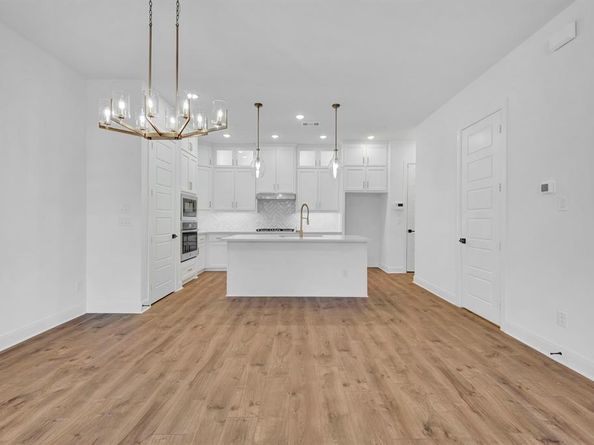 4843  Fuller Court  1204, Irving Texas 75038