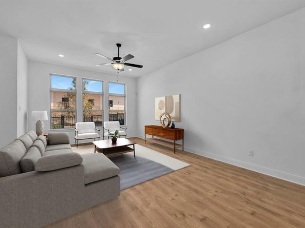 4843  Fuller Court  1204, Irving Texas 75038