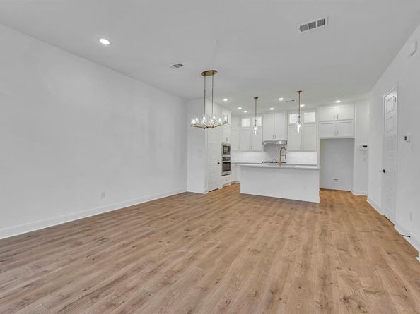 4843  Fuller Court  1204, Irving Texas 75038