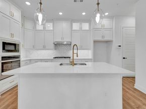 4843  Fuller Court  1204, Irving Texas 75038