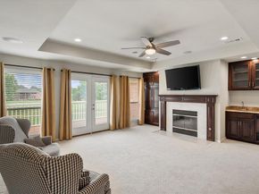 900  Riviera Drive , Mansfield Texas 76063