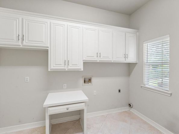 900  Riviera Drive , Mansfield Texas 76063