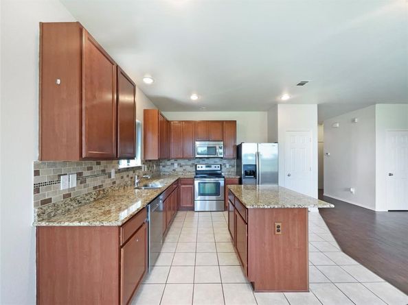 8700  Navigation Drive , Fort Worth Texas 76179