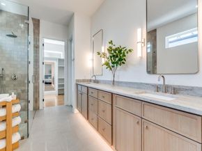 2410 N Prairie Avenue , Dallas Texas 75204