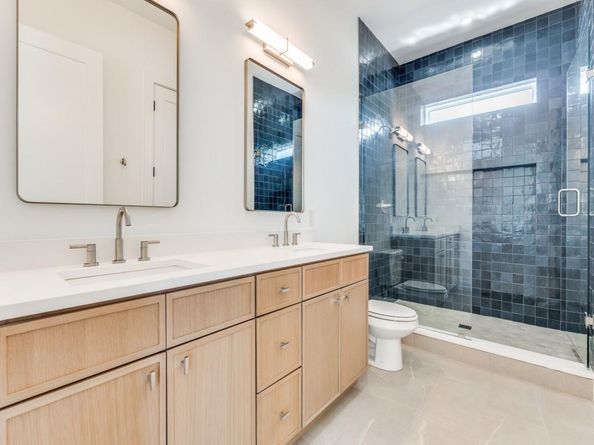 2410 N Prairie Avenue , Dallas Texas 75204