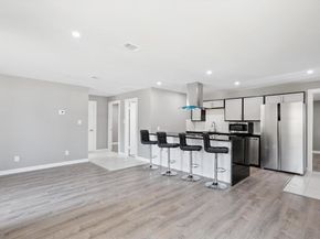 621 N Elm Street , Lancaster Texas 75146