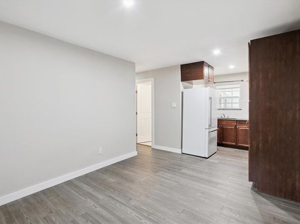 621 N Elm Street , Lancaster Texas 75146