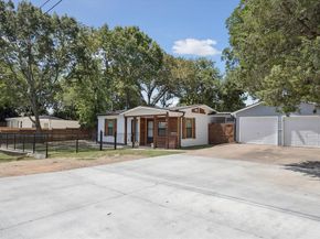 621 N Elm Street , Lancaster Texas 75146