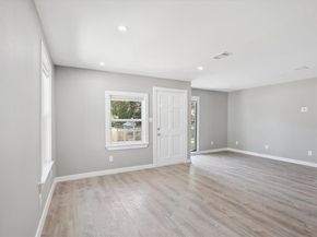 621 N Elm Street , Lancaster Texas 75146