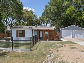 621 N Elm Street , Lancaster Texas 75146
