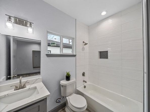 3331  Beall Street , Dallas Texas 75223