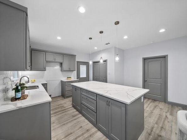 3331  Beall Street , Dallas Texas 75223
