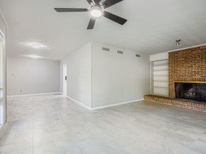 1517  Daywood Lane , Irving Texas 75061