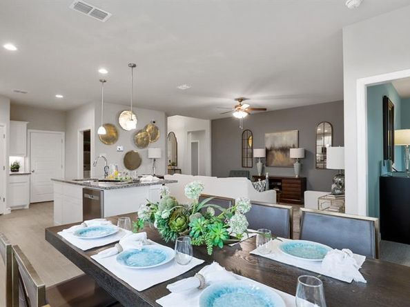 2604  STARLING Street , Denton Texas 76205
