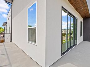 1706  Homeland Street , Dallas Texas 75212
