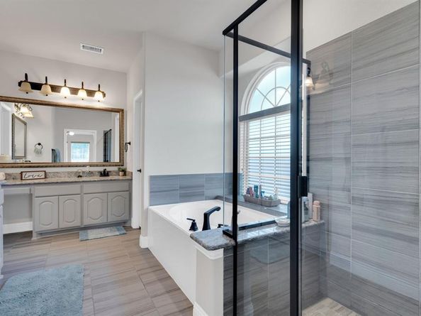 129  Micco Lane , Fate Texas 75087