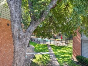 252  Jefferson Parkway , Fort Worth Texas 76107