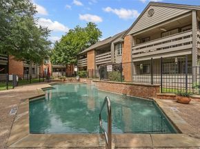 252  Jefferson Parkway , Fort Worth Texas 76107