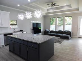 3722  Bickers Street , Dallas Texas 75212