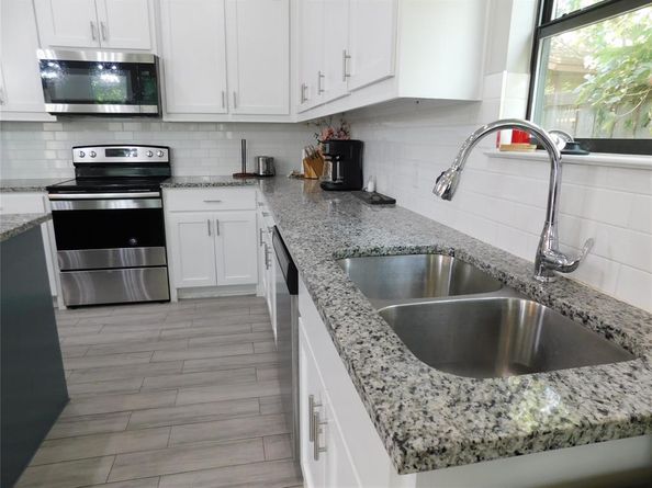 3722  Bickers Street , Dallas Texas 75212