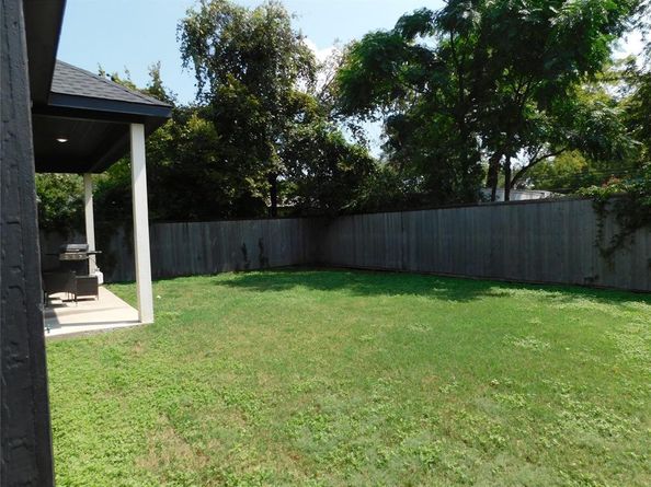 3722  Bickers Street , Dallas Texas 75212