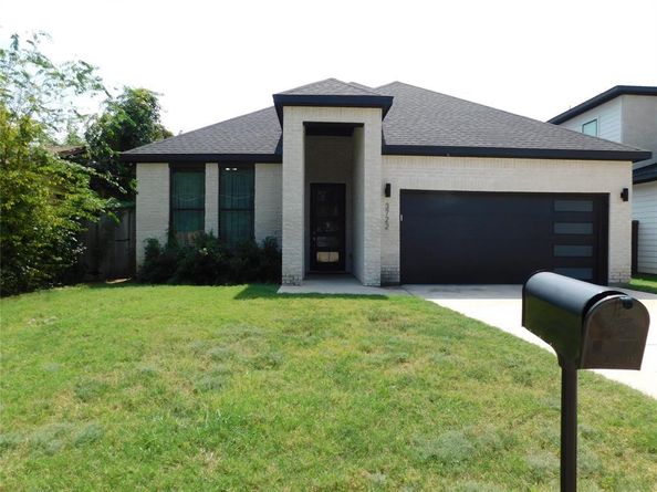 3722  Bickers Street , Dallas Texas 75212