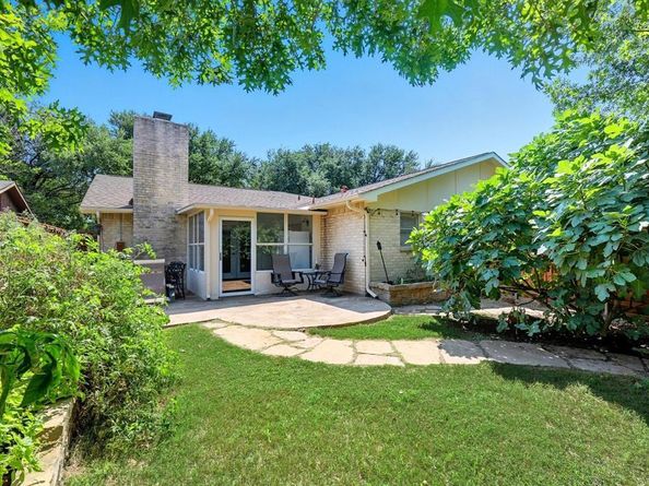 1821  Addington Drive , Carrollton Texas 75007