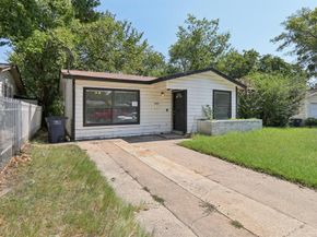 3775  CASTLEMAN Street , Fort Worth Texas 76119