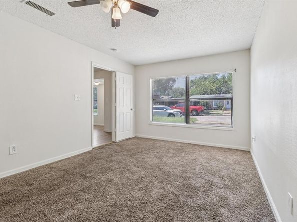 3775  CASTLEMAN Street , Fort Worth Texas 76119