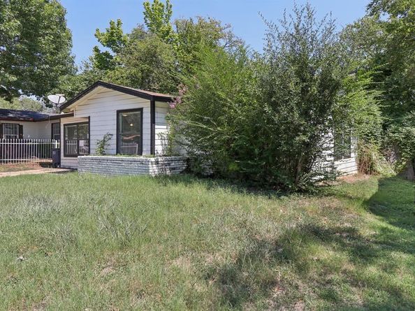 3775  CASTLEMAN Street , Fort Worth Texas 76119