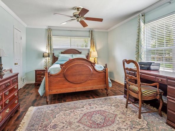 13429  Spring Grove Avenue , Dallas Texas 75240