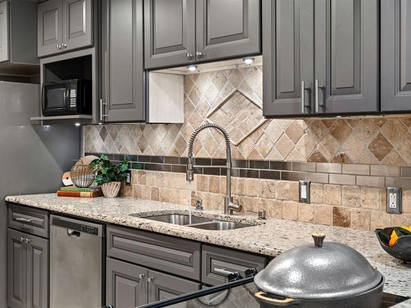 15923  Preston Road  1003, Dallas Texas 75248