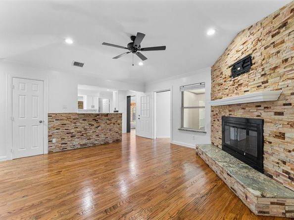 6315  Sachse Street , Sachse Texas 75048