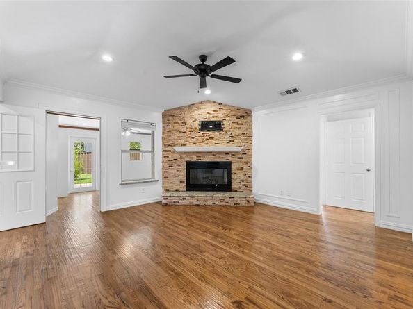 6315  Sachse Street , Sachse Texas 75048