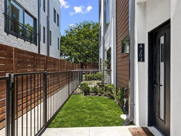 1910  Caddo Street  A203, Dallas Texas 75204