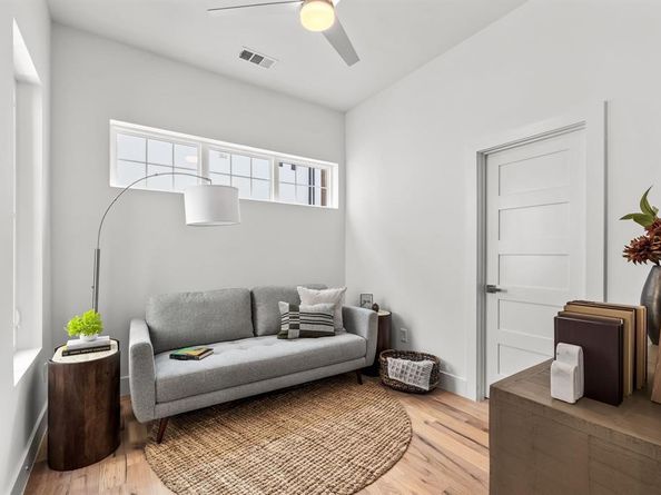 1910  Caddo Street  A203, Dallas Texas 75204