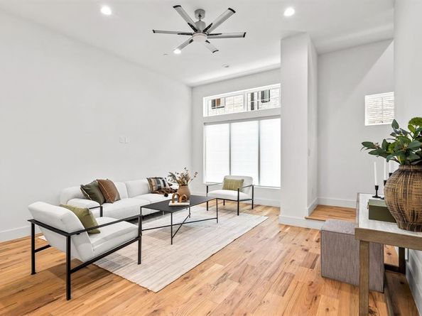 1910  Caddo Street  A203, Dallas Texas 75204