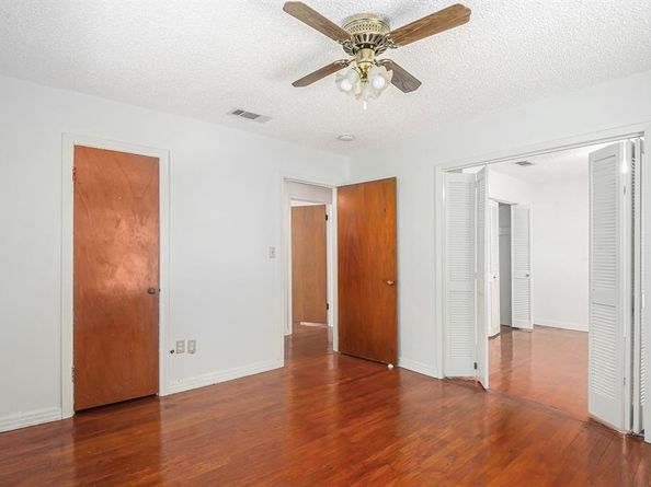 1813  Brook Hollow Drive , Fort Worth Texas 76114