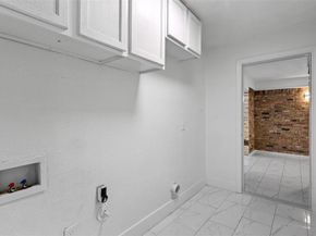 5710  Meadowick Lane , Dallas Texas 75227