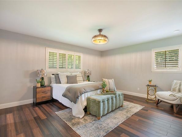 3707  Alta Vista Lane , Dallas Texas 75229