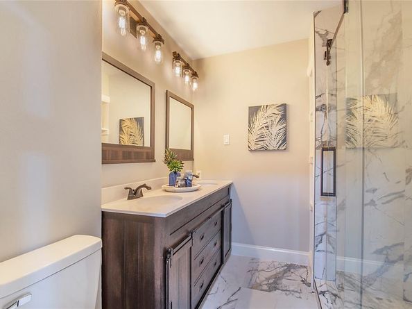 3707  Alta Vista Lane , Dallas Texas 75229