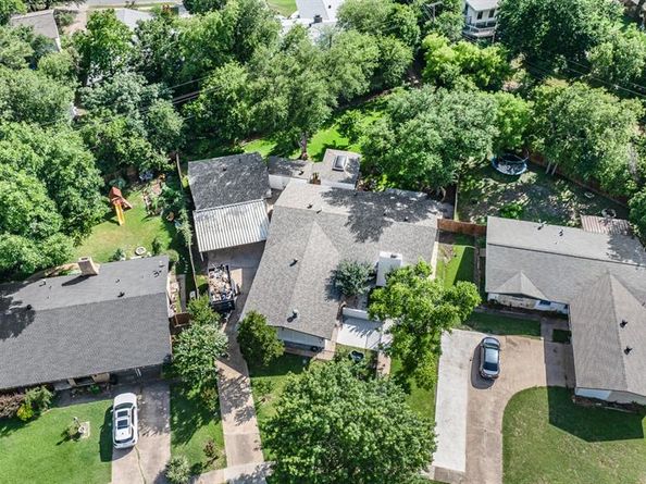 1122  Edwards Court S, Irving Texas 75062