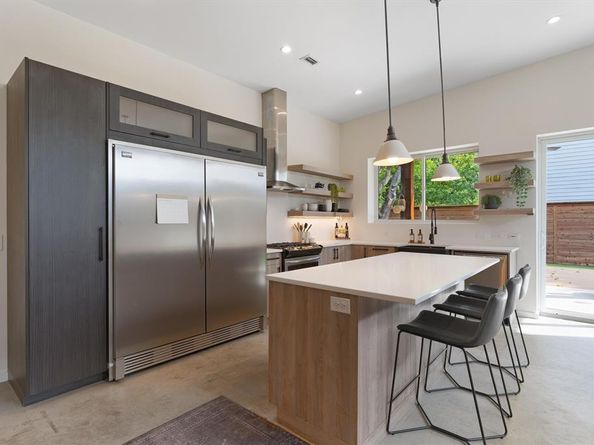 8530  Stults Road , Dallas Texas 75243
