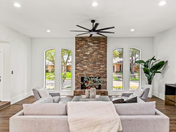 2205  Timberwood  , Carrollton Texas 75006