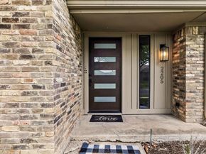 2205  Timberwood  , Carrollton Texas 75006
