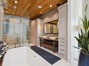 1918  Olive Street  1201, Dallas Texas 75201