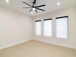 6838  Chevy Chase Avenue , Dallas Texas 75225